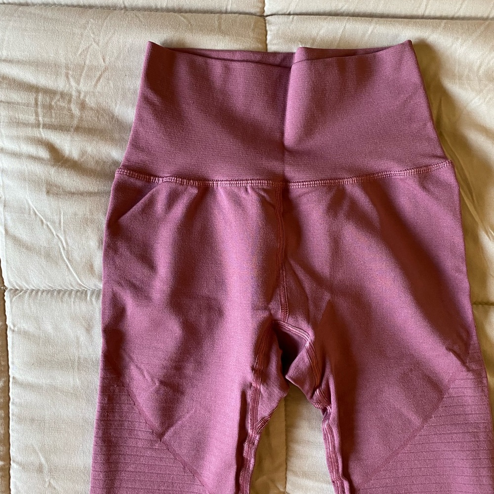 Alphalete revival leggings